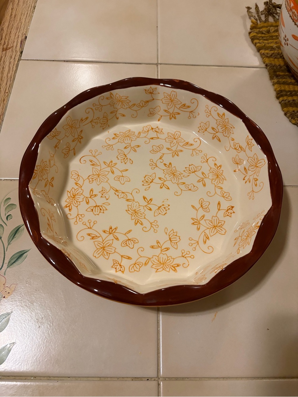 Temp-Tations Cream and Brown Floral Pie Dish